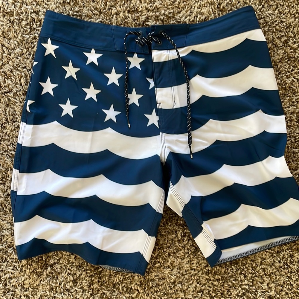 Billabong mens size 32 board shorts